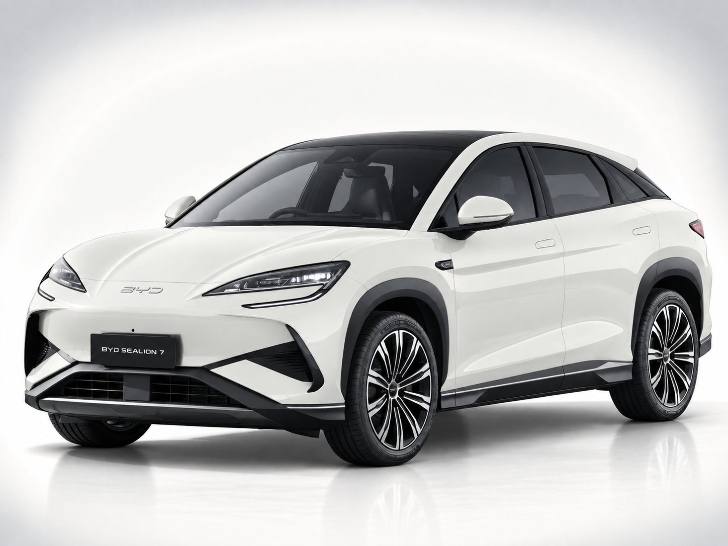 BYD SEALION 7 Aurora White