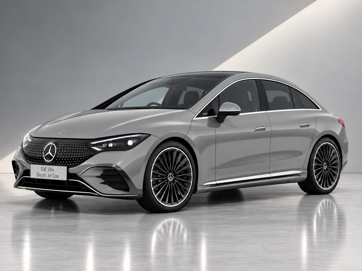 Mercedes Benz EQE Saloon High-tech Silver