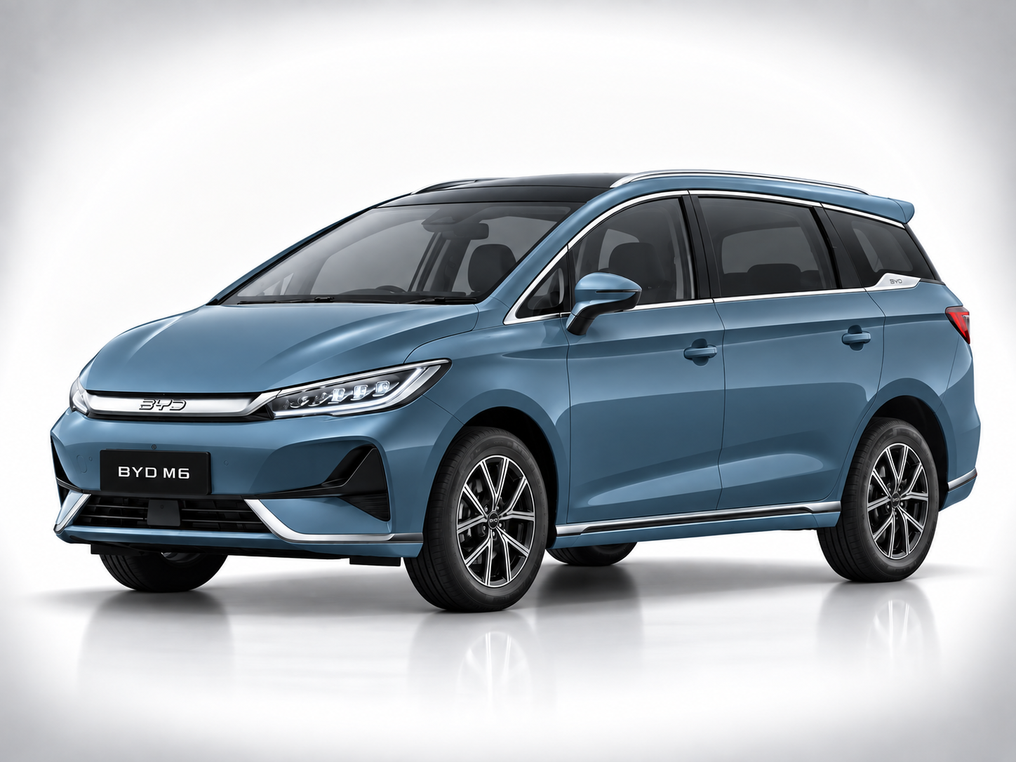 BYD M6 Quartz Blue